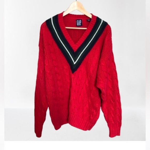 GAP Vintage Preppy Oversize Red Cotton V-Neck Men's Sweater Small Medium - Picture 1 of 8